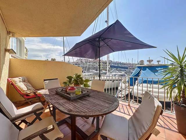 Apartamento en Venta en Caballito de Mar, 3 en Salins - Cavall de Mar