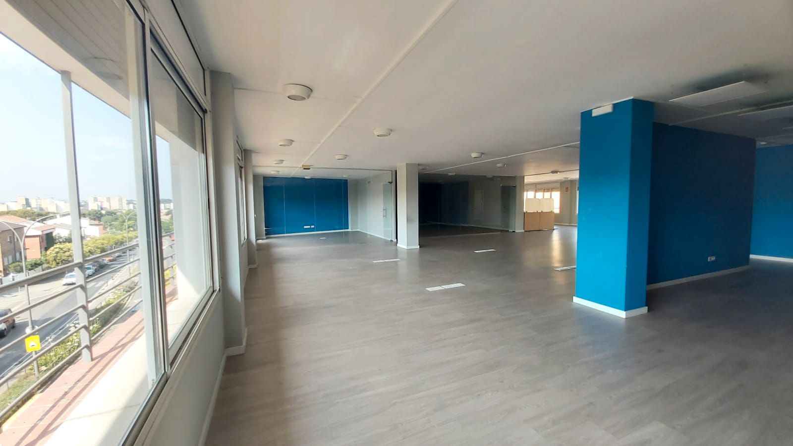 Oficina de alquiler en Barberà del Vallès