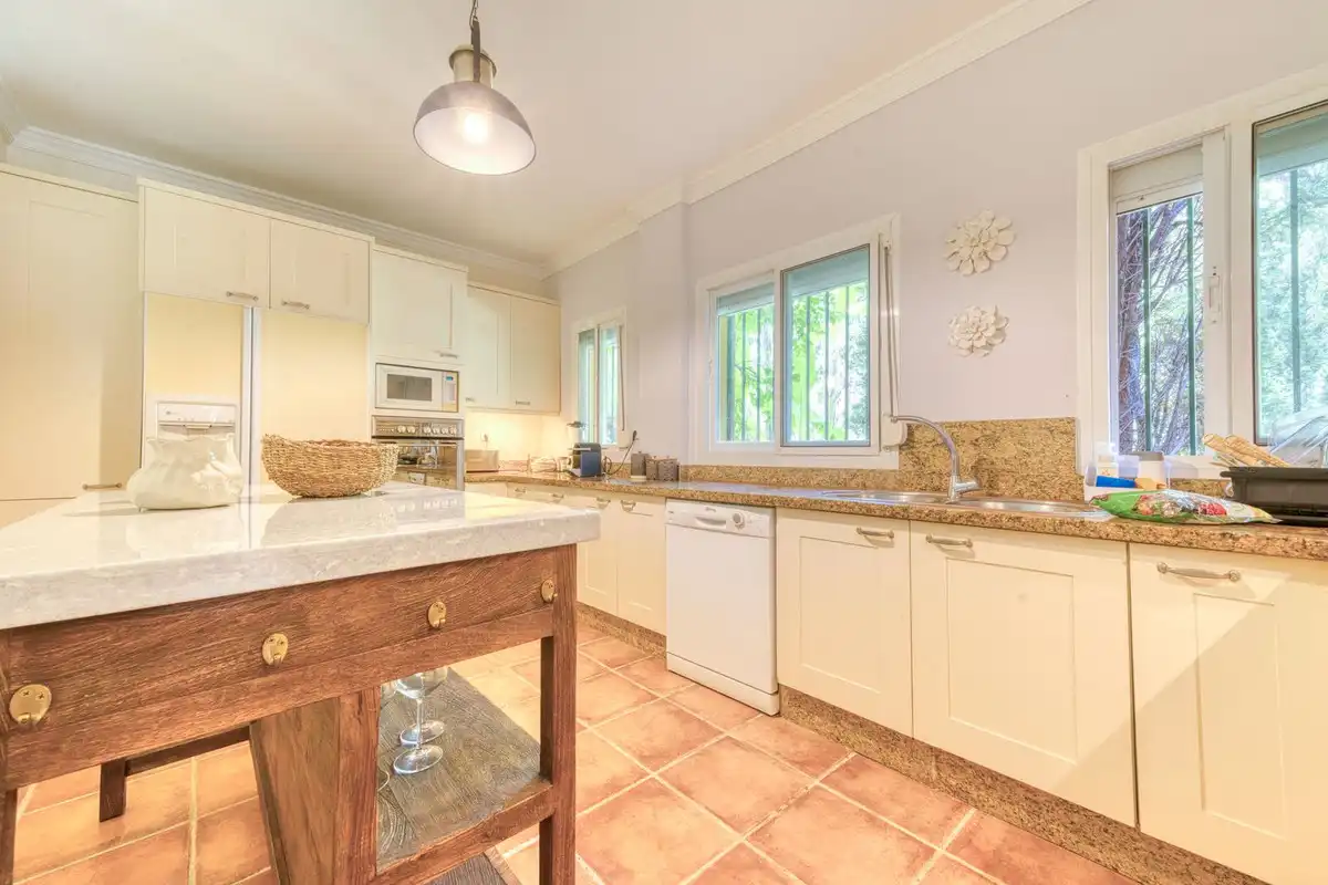 Kitchen of Houses for rent in Marbella  with Air Conditioner, Private garden and Terrace