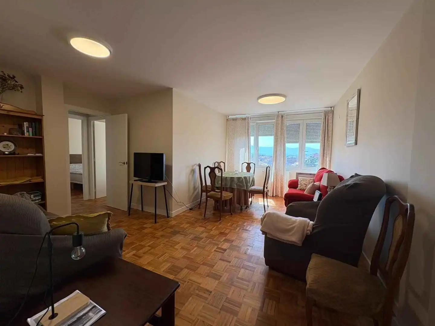 Sala d'estar de Pis de lloguer en Santander amb Calefacció, Moblat i Forn
