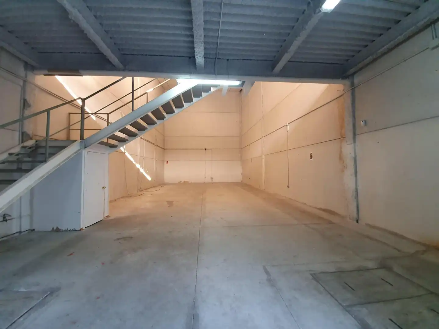 Nave industrial in affitto a Calle Calle Libro, imagen 4