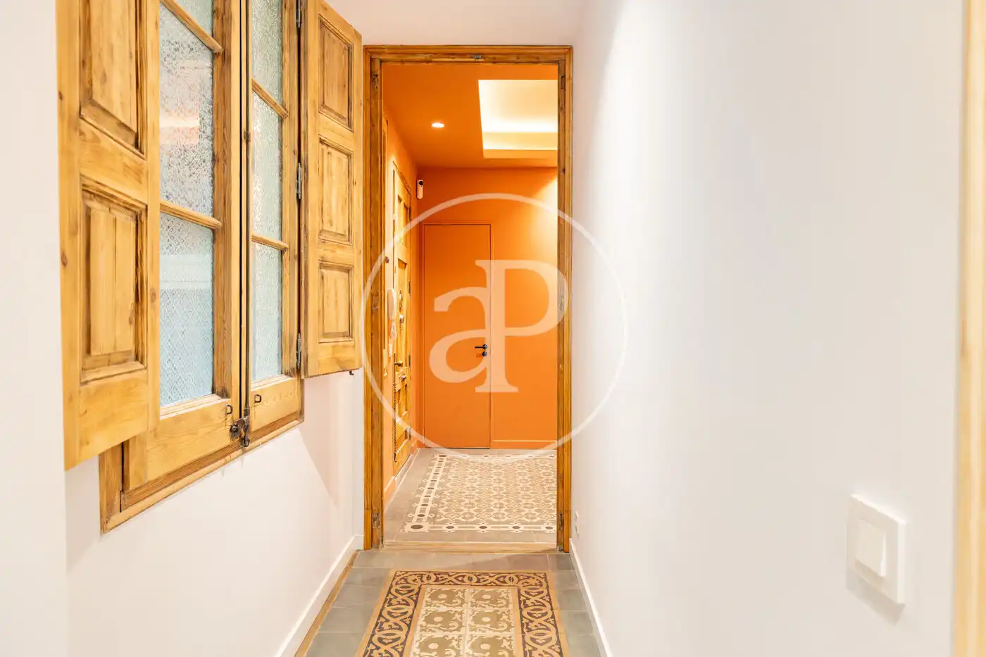 Wohnung zum Verkauf in Barcelona mit Klimaanlage, Heizung und Terrasse