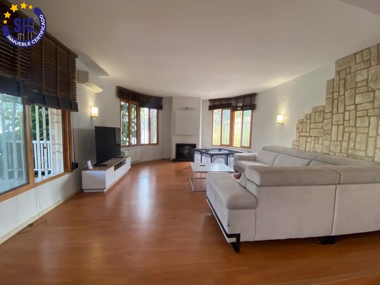 Sala de estar de Casa o chalet en venta en Torrent con Aire acondicionado, Calefacción y Jardín privado