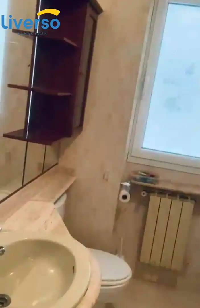 Bathroom of Flat for rent in Burgos  with Heating and Furnished