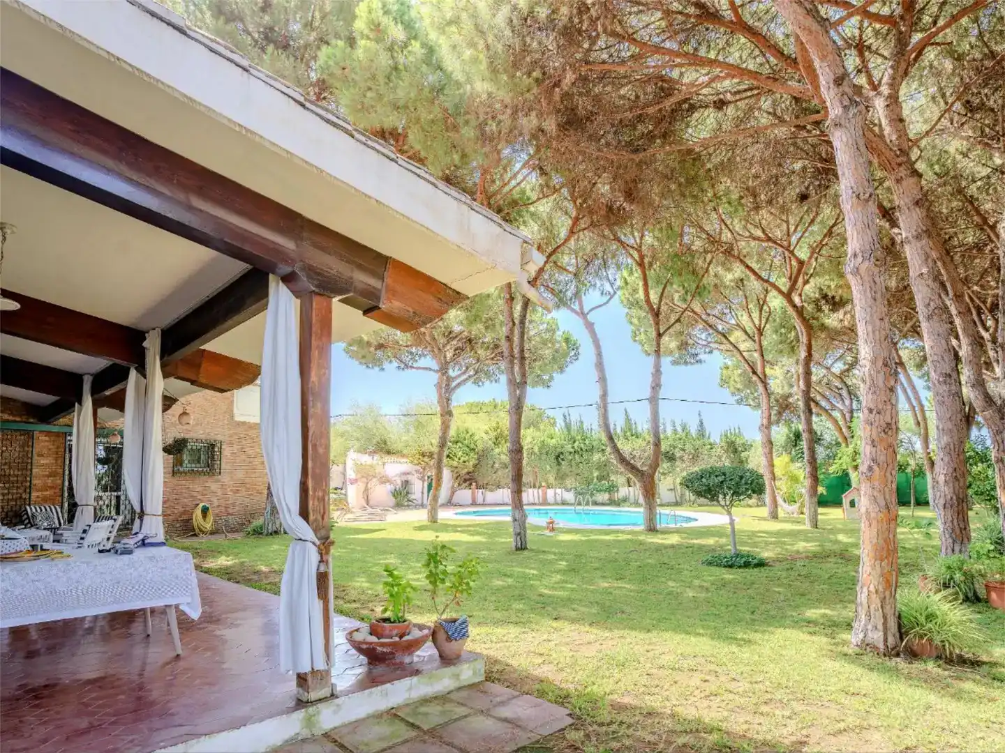 Jardí de Casa o xalet en venda en Marbella amb Piscina i Balcó