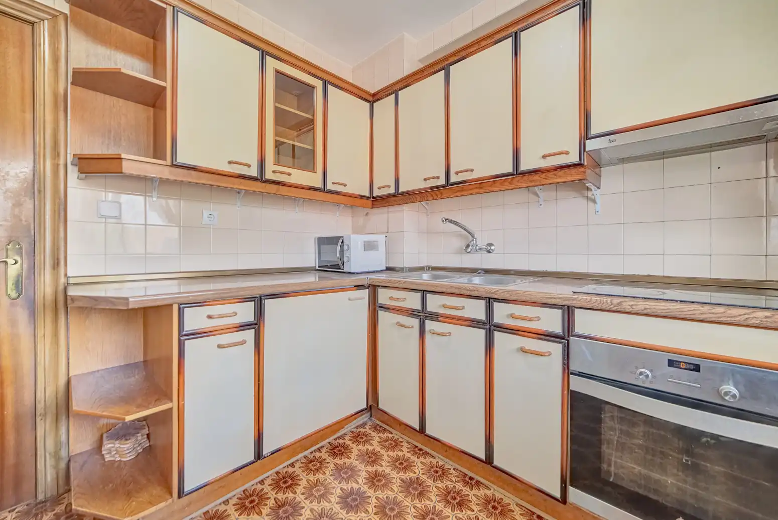 Kitchen of Flat for sale in  Pamplona / Iruña  with Heating and Terrace