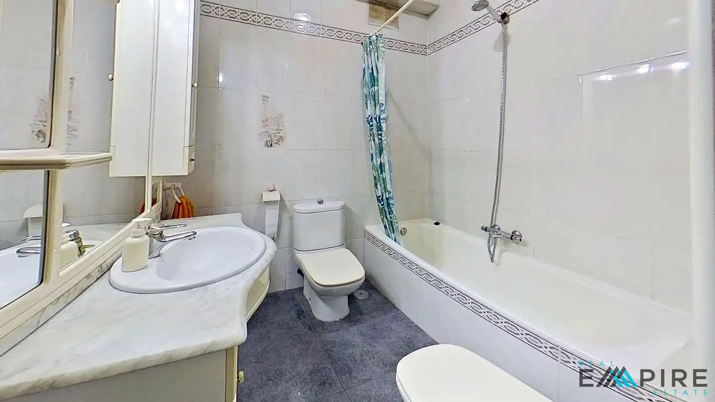 Baño de Casa o chalet en venta en Parla con Calefacción, Terraza y Amueblado