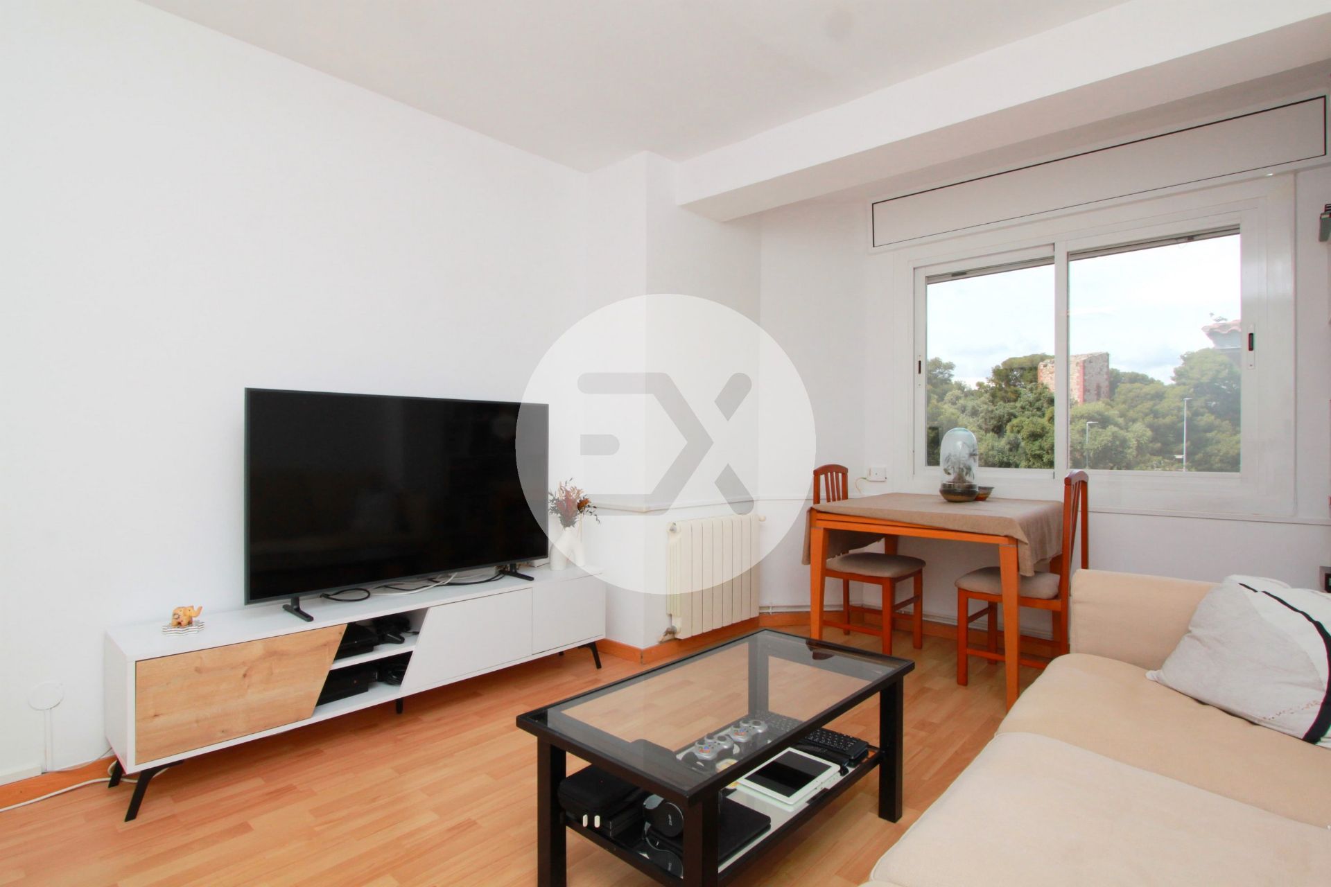 Sala d'estar de Pis en venda en Castelldefels amb Aire condicionat, Calefacció i Parquet