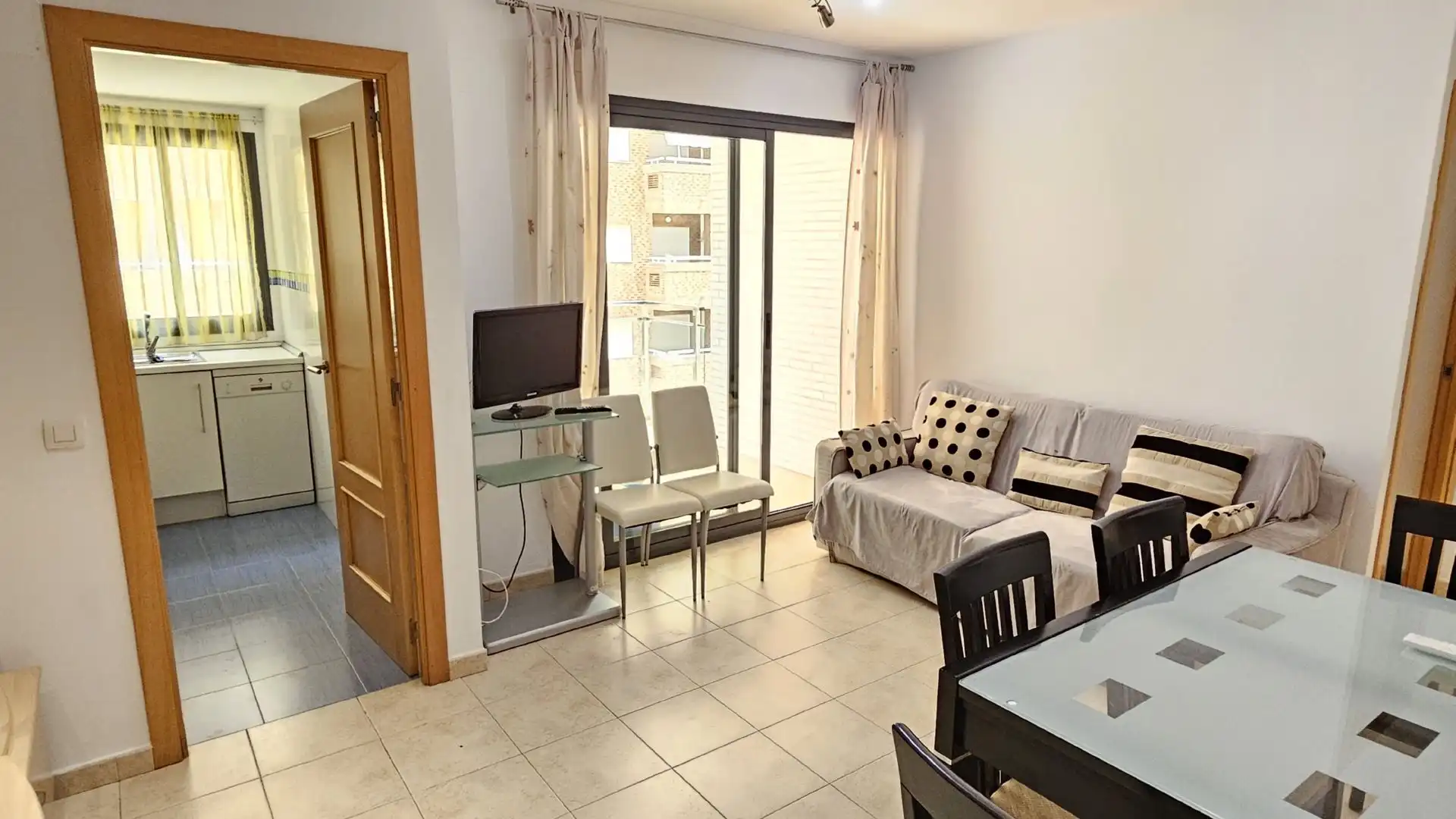 Apartamento con piscina en venta en Central 22, imagen 9