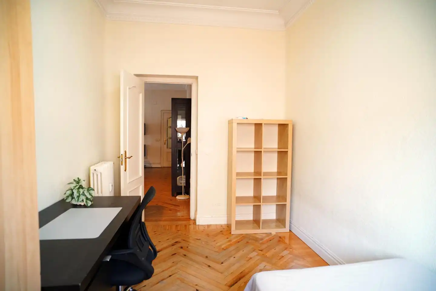 Habitación de Apartamento de alquiler en Madrid con Aire acondicionado, Calefacción y Parquet