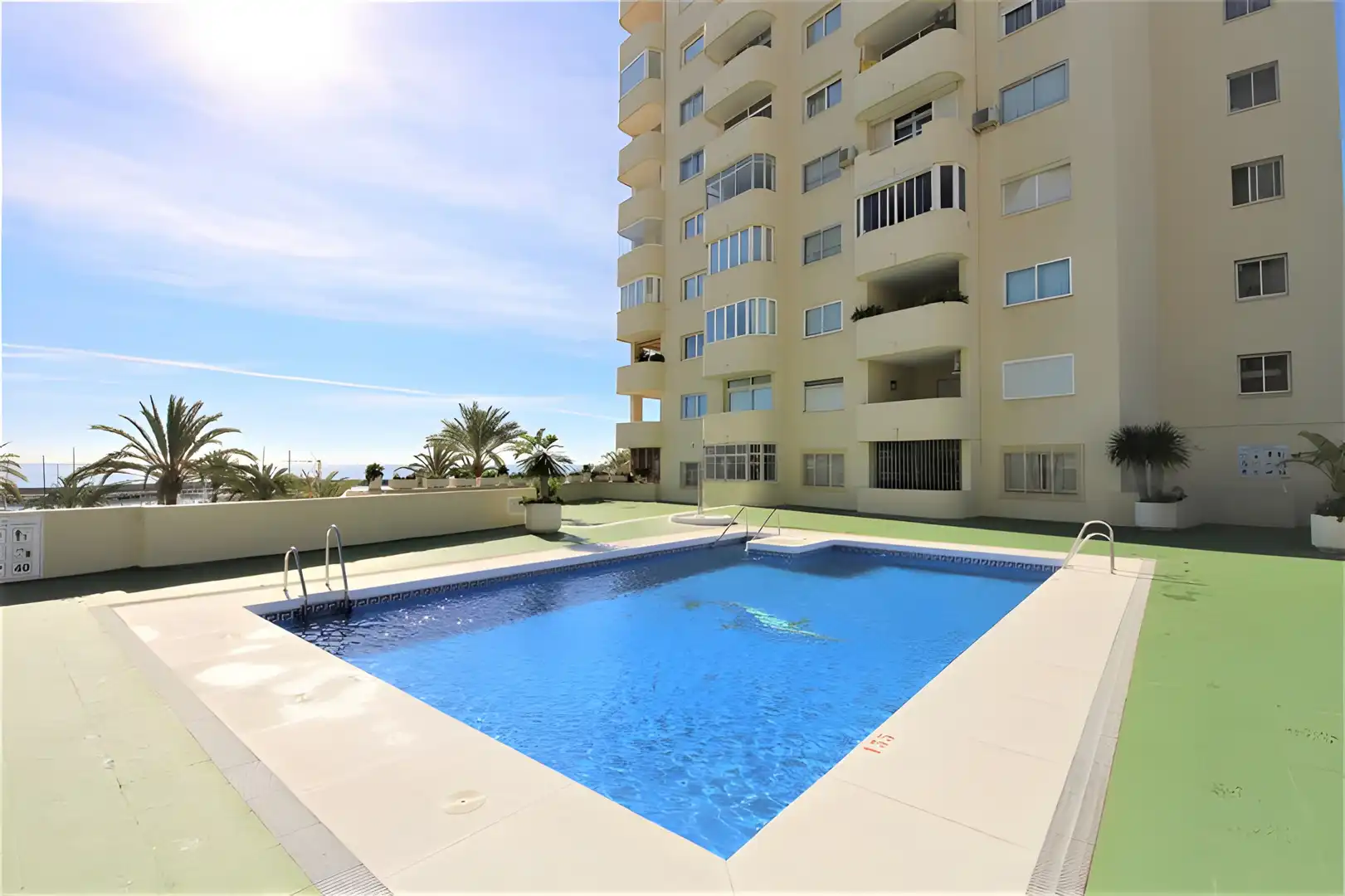 Apartament amb terrassa en venda a Estepona Pueblo, imagen 3