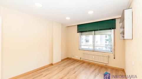 Foto 3 de Piso en venta en Avenida Francisco de Goya, Ruiseñores, Zaragoza