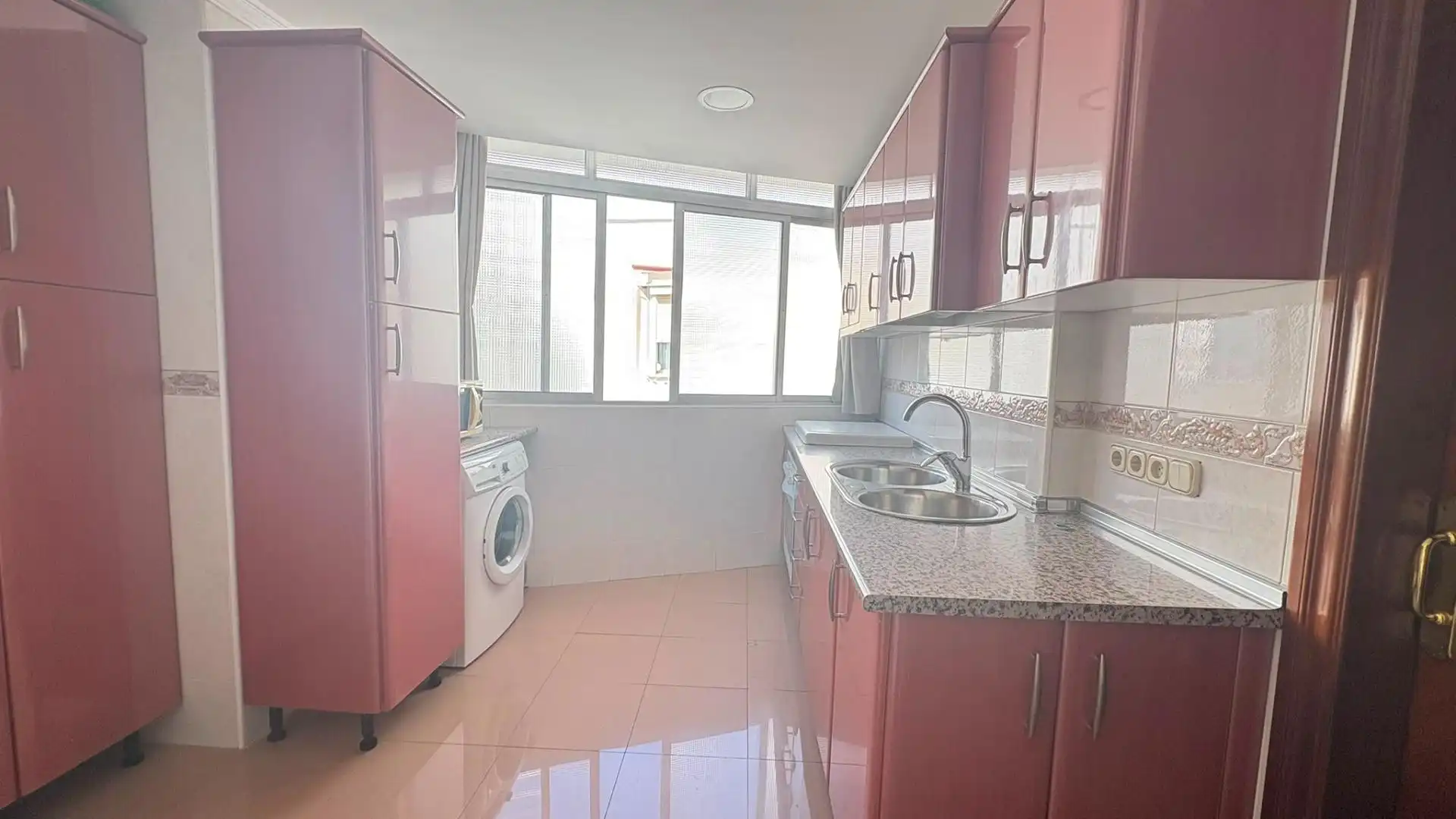 Cocina de Piso en venta en Málaga con Aire acondicionado y Terraza