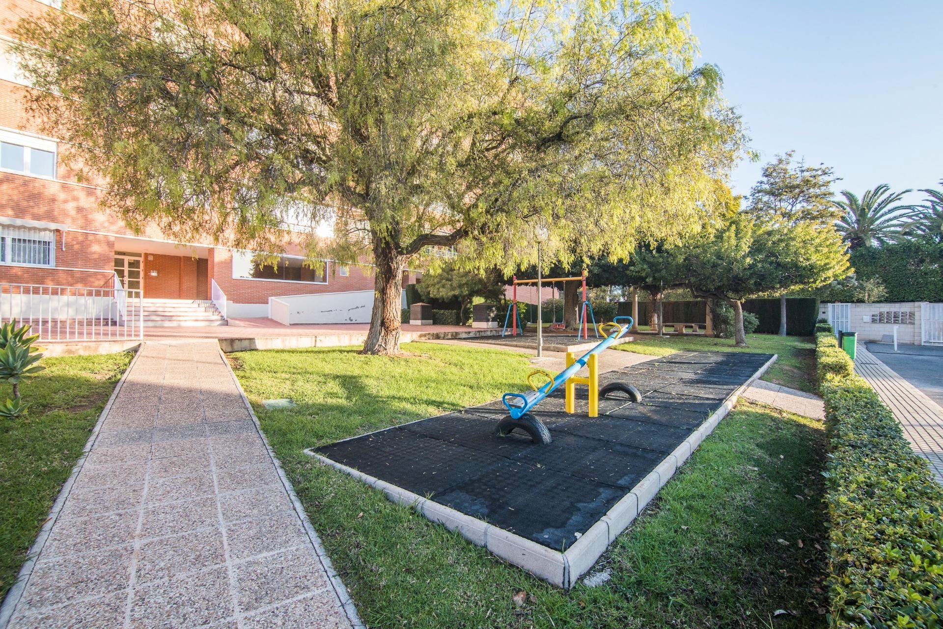 Jardí de Casa o xalet en venda en Elche / Elx amb Aire condicionat, Calefacció i Jardí privat