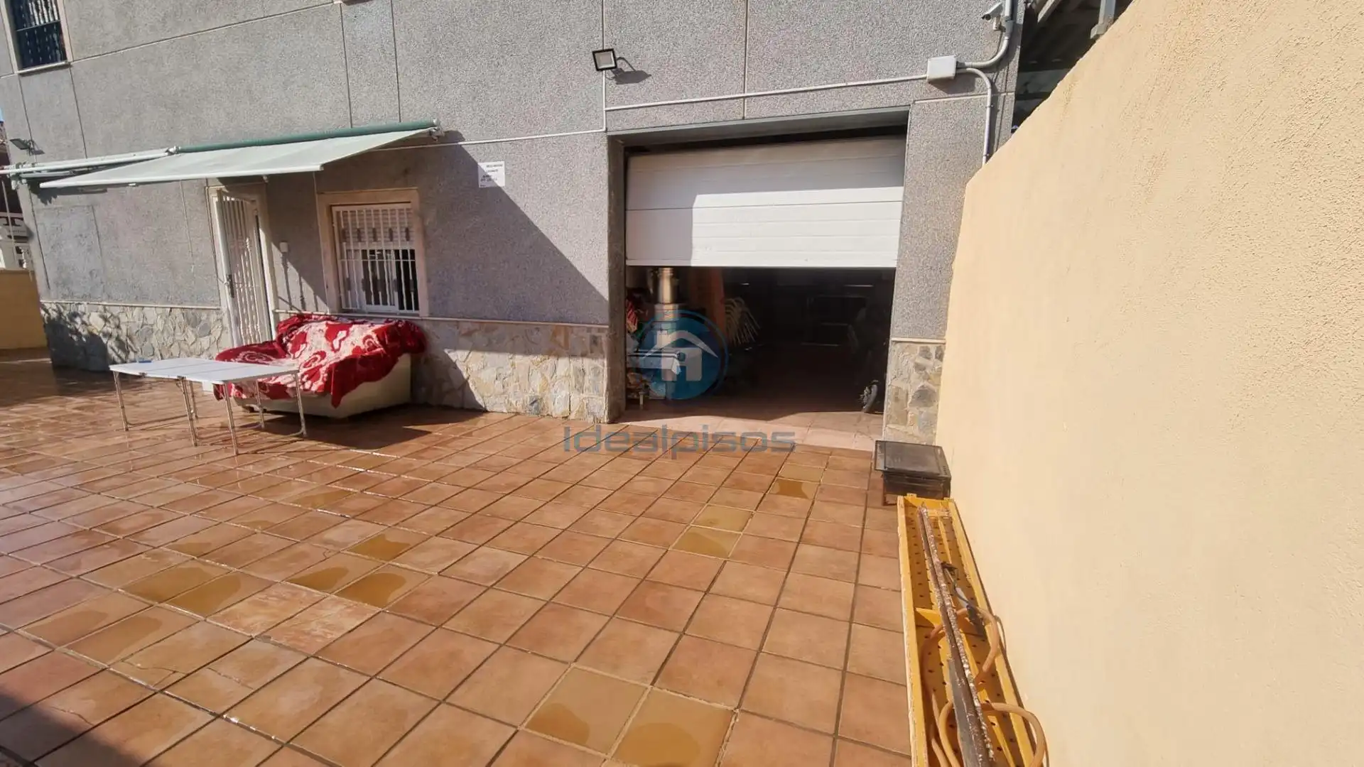 Casa o xalet en venda en Alicante / Alacant amb Aire condicionat, Jardí privat i Terrassa