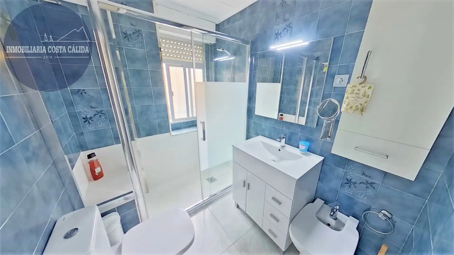 Baño de Apartamento en venta en Águilas con Aire acondicionado, Calefacción y Trastero