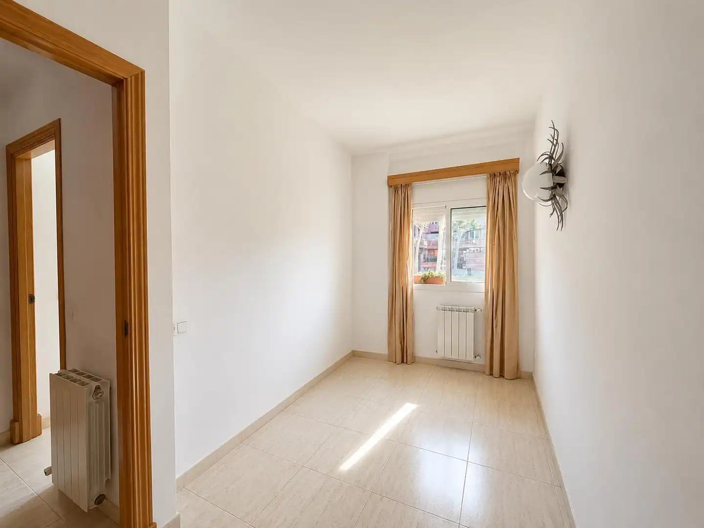 Schlafzimmer von Wohnung zum Verkauf in Palamós mit Klimaanlage, Terrasse und Möbliert