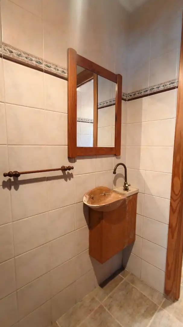 Bathroom of Houses for sale in Avilés  with Parquet flooring and Balcony