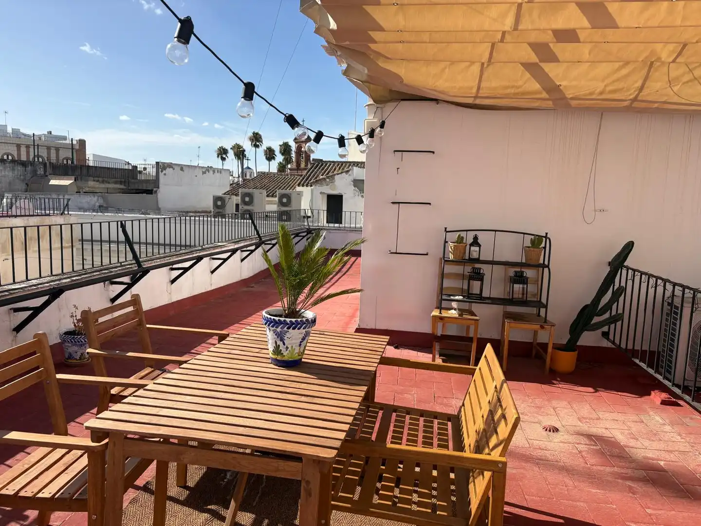 Terrasse von Wohnung zur Miete in Sevilla mit Klimaanlage, Heizung und Möbliert