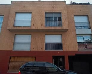 Exterior view of Duplex for sale in Manlleu