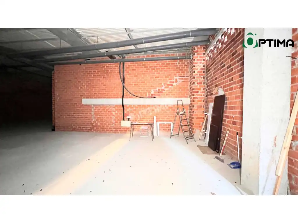 Local comercial de lloguer a Castiñeiriño - Cruceiro de Sar, imagen 3