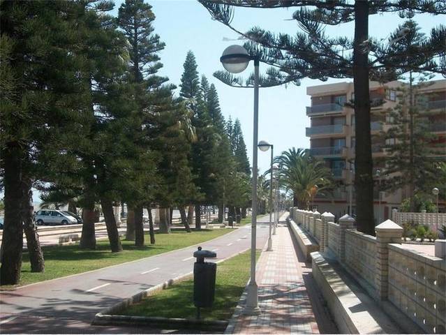Piso en Alquiler en Playa Poniente, s/n en Playa de Granada