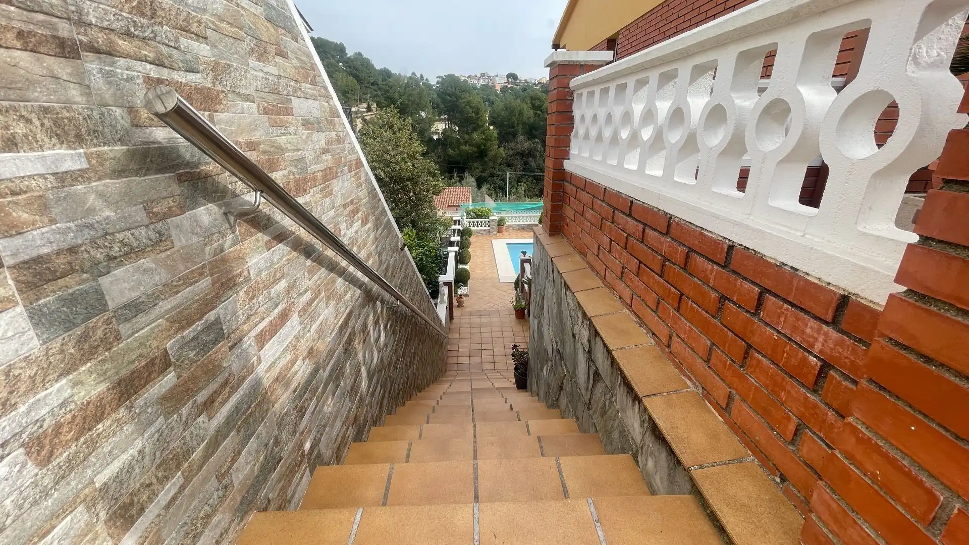 Terrassa de Casa o xalet en venda en Rubí amb Calefacció, Jardí privat i Terrassa