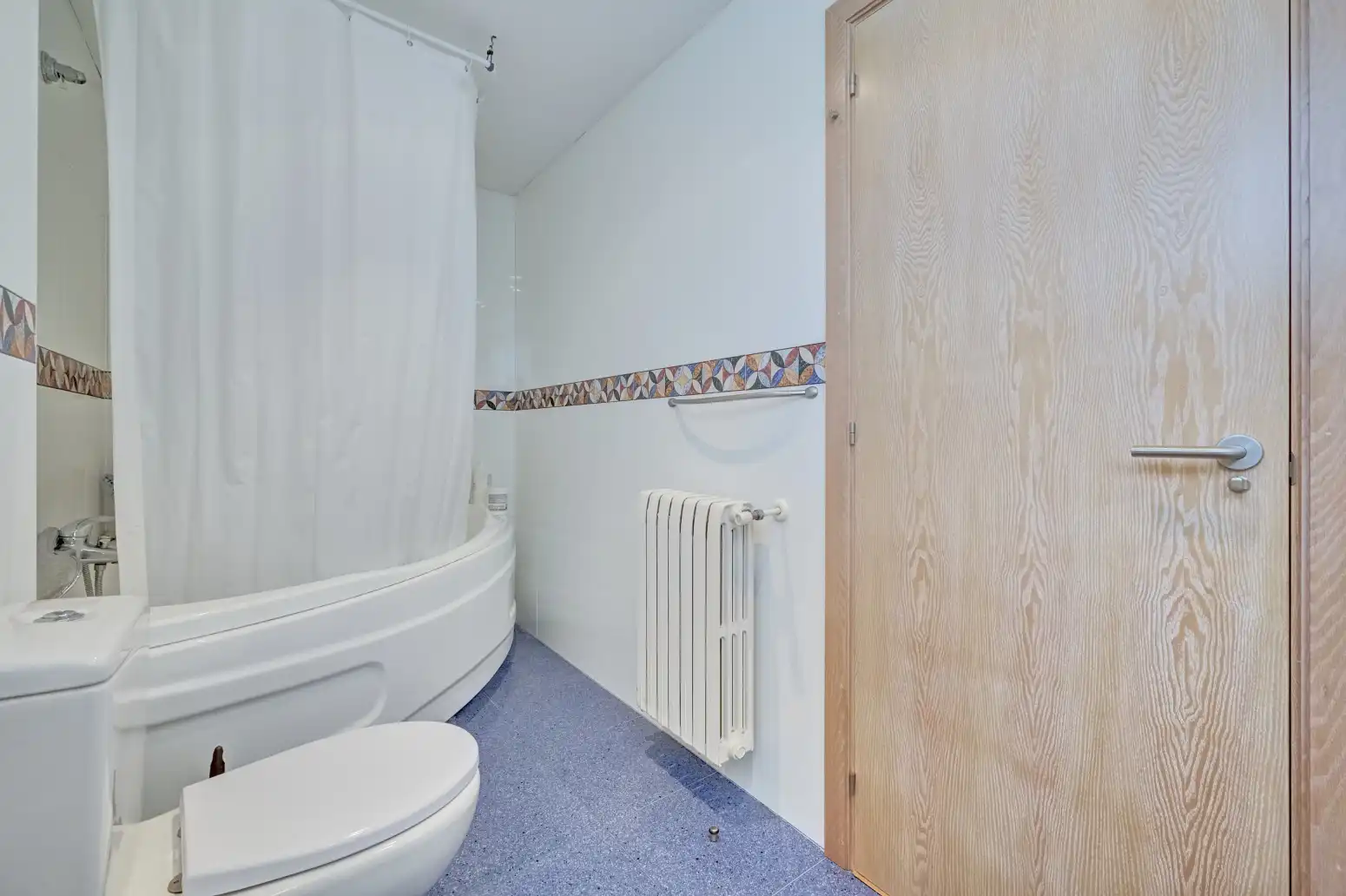 Baño de Casa o chalet en venta en Valle de Egüés / Eguesibar con Jardín privado y Terraza