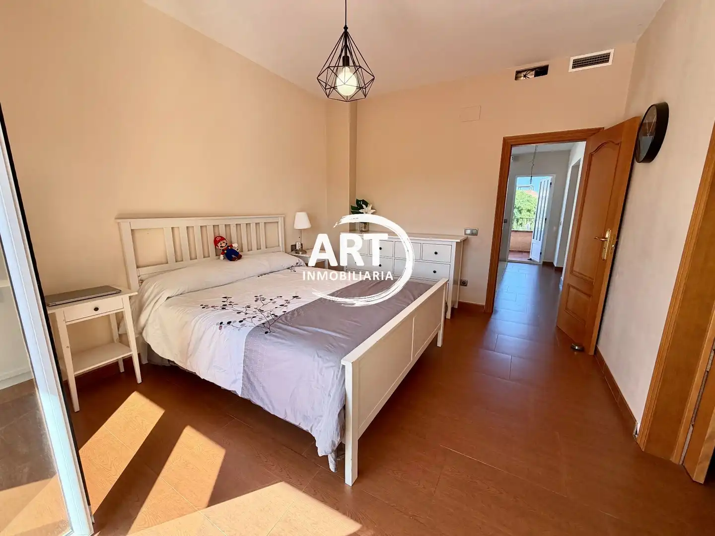 Habitación de Casa o chalet en venta en L'Eliana con Calefacción, Jardín privado y Terraza