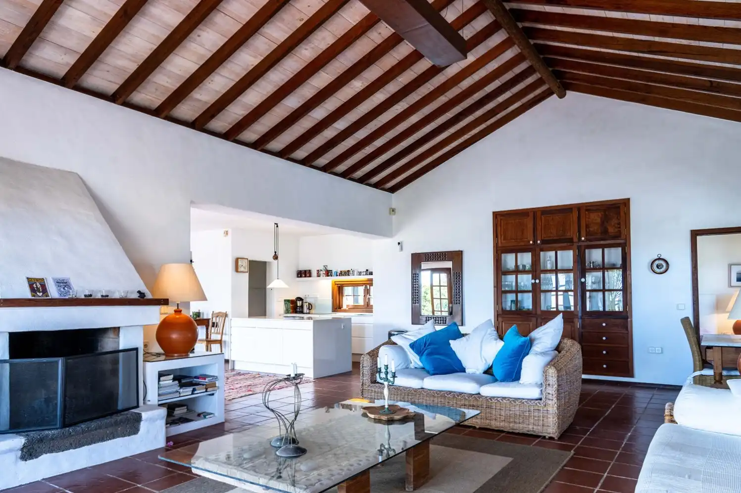 Sala d'estar de Casa o xalet en venda en Teguise amb Jardí privat, Terrassa i Moblat