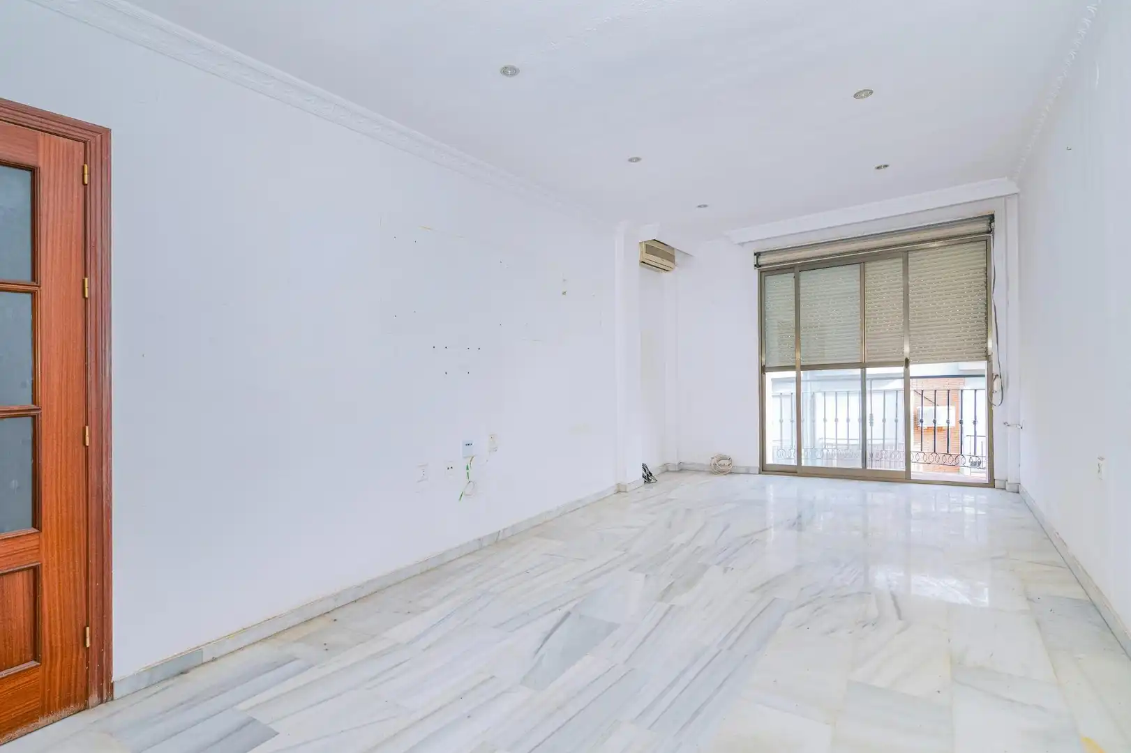 Flat with terrace for sale in Calle Virgen de las Nieves, imagen 2