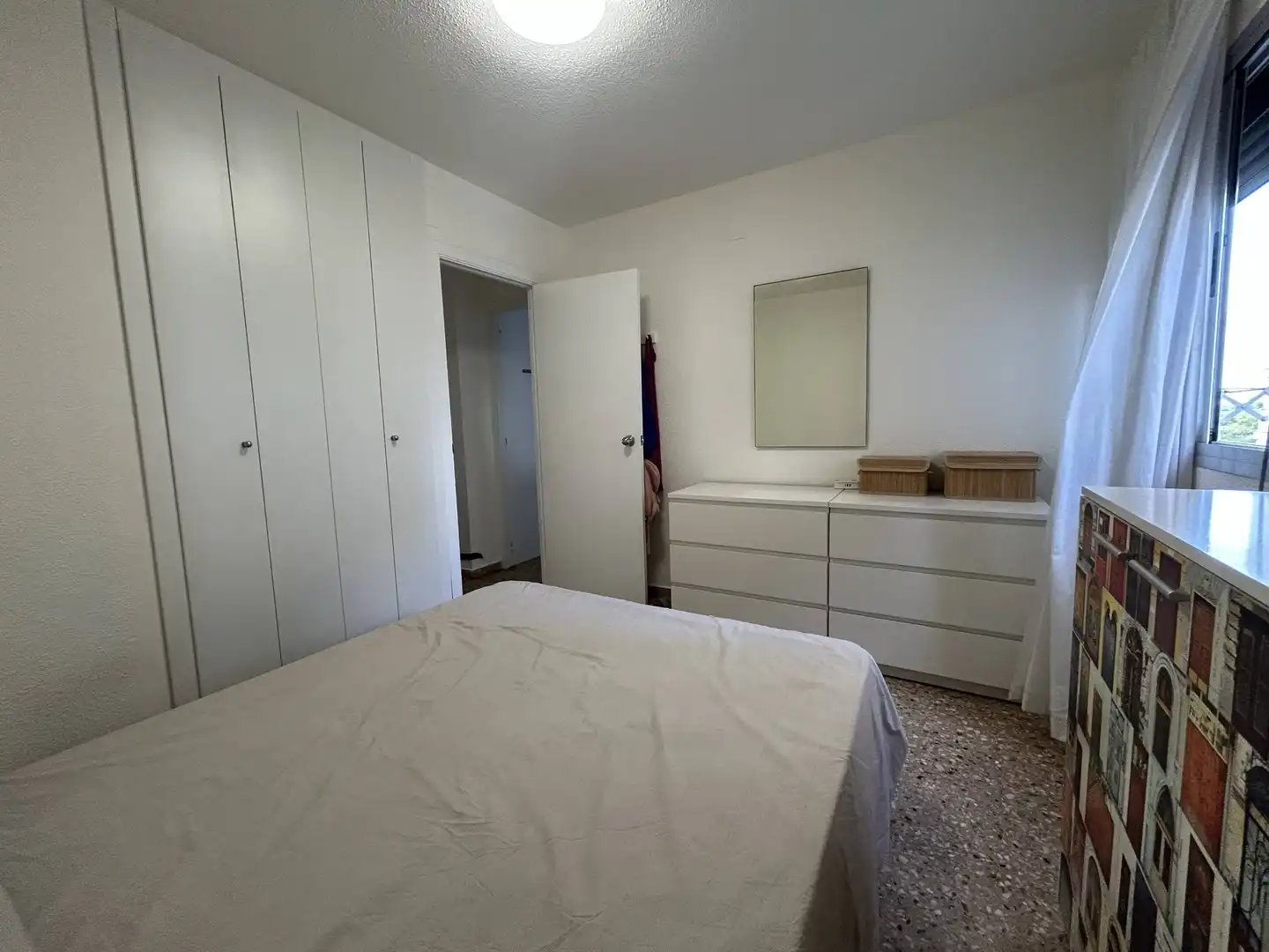 Dormitori de Apartament de lloguer en La Pobla de Farnals amb Moblat i Piscina comunitària