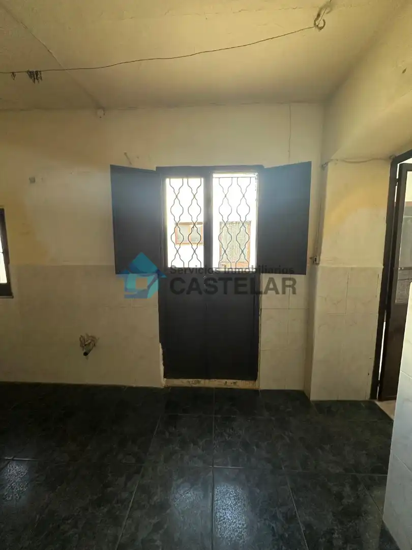 Casa adosada en venta en Oliva de la Frontera