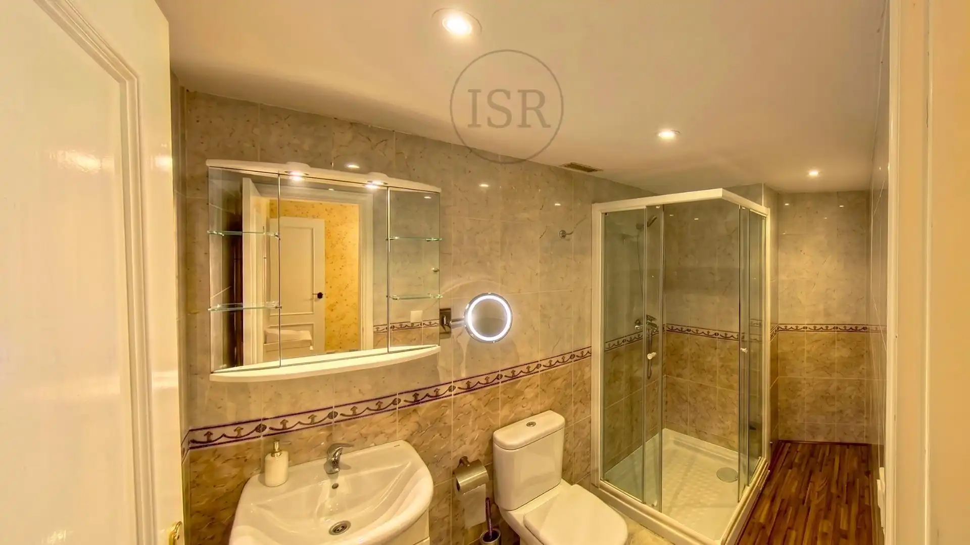 Baño de Ático en venta en Garrucha con Aire acondicionado, Terraza y Trastero