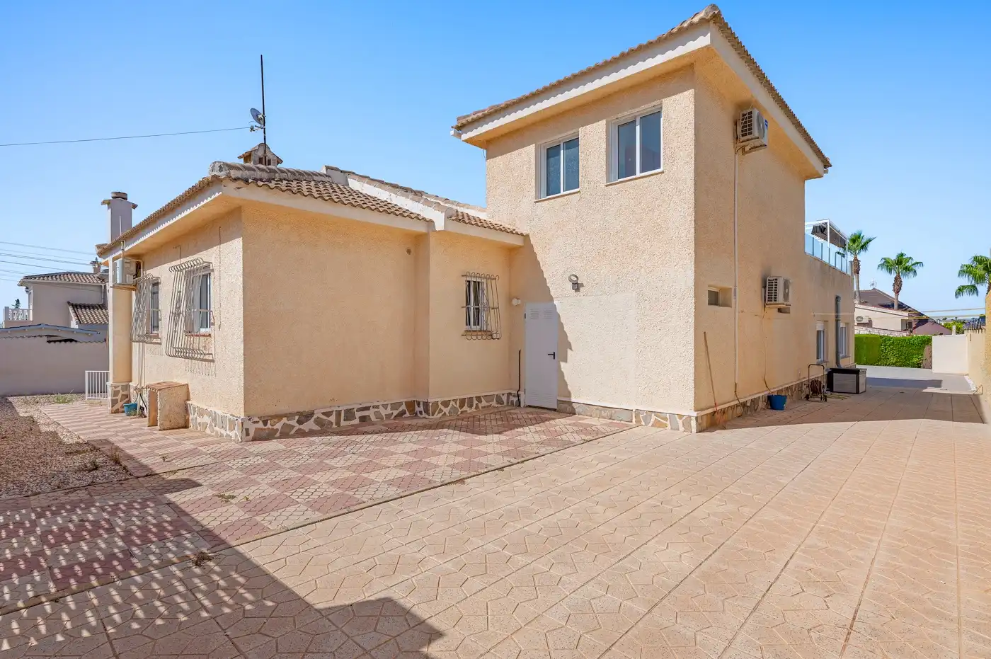 Vista exterior de Casa o chalet en venta en Rojales con Calefacción, Jardín privado y Terraza