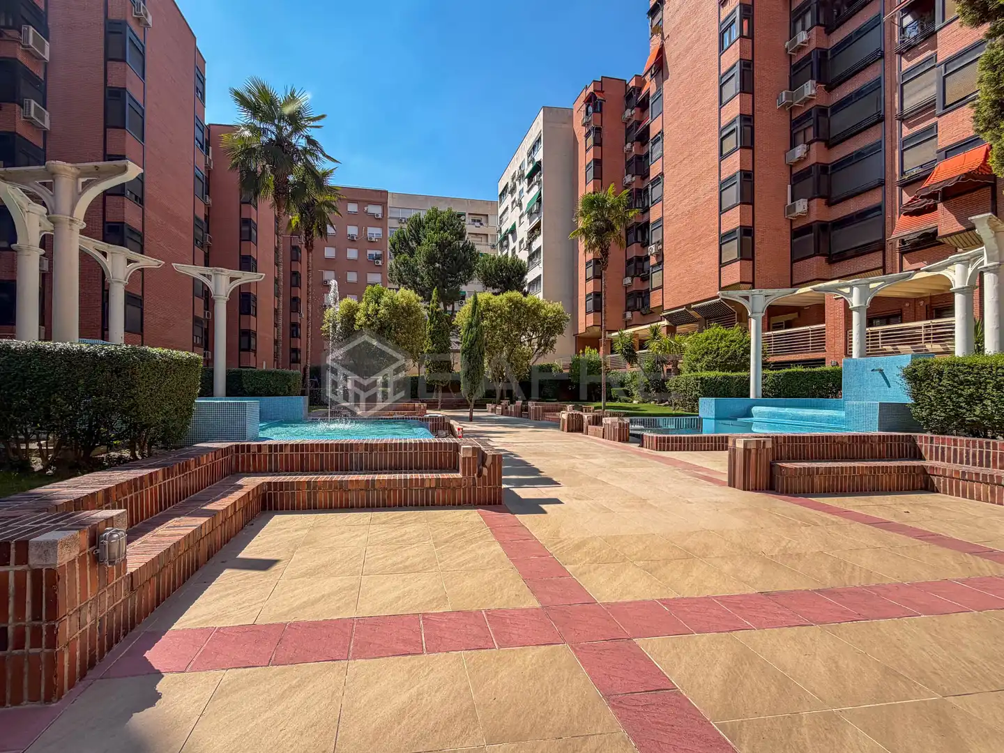 Piso en venta en Av. de la Ciudad de Barcelona, Pacífico