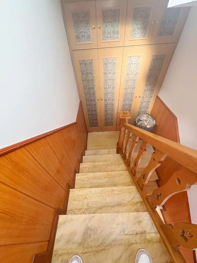 Casa adosada en venta en Albacete con Calefacción, Parquet y Internet