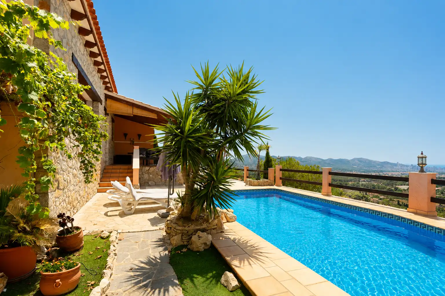 Piscina de Casa o chalet en venta en L'Alfàs del Pi