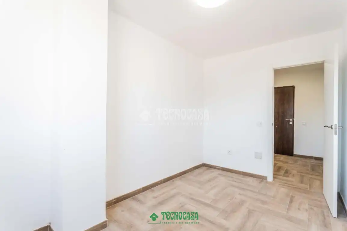 Flat for sale in Almería  with Air Conditioner