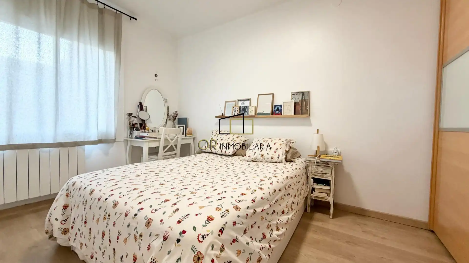 Bedroom of Flat for sale in Vilafranca del Penedès  with Air Conditioner, Heating and Parquet flooring