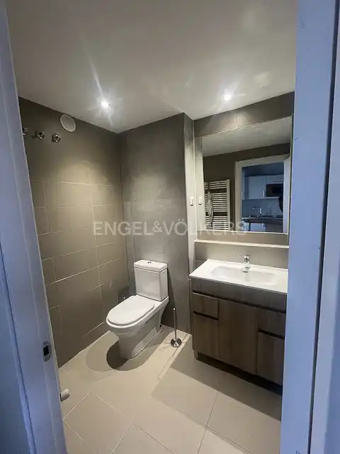 Badezimmer von Dachboden zur Miete in Alcobendas mit Klimaanlage, Heizung und Terrasse