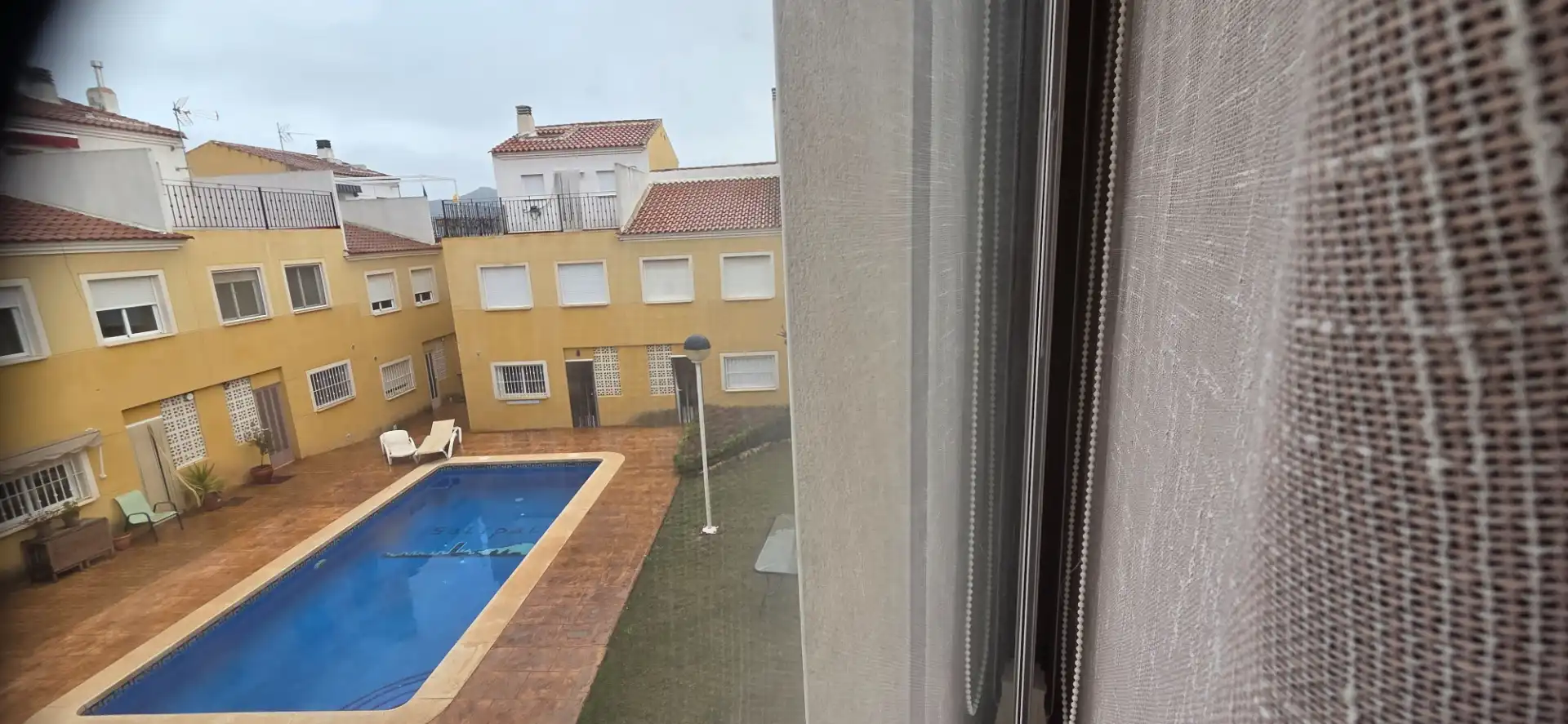Piscina de Casa adosada en venta en Salinas con Amueblado, Horno y Lavadora