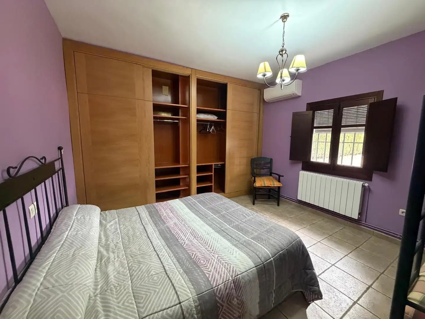 Habitación de Casa o chalet en venta en Quintanar de la Orden con Aire acondicionado, Calefacción y Jardín privado
