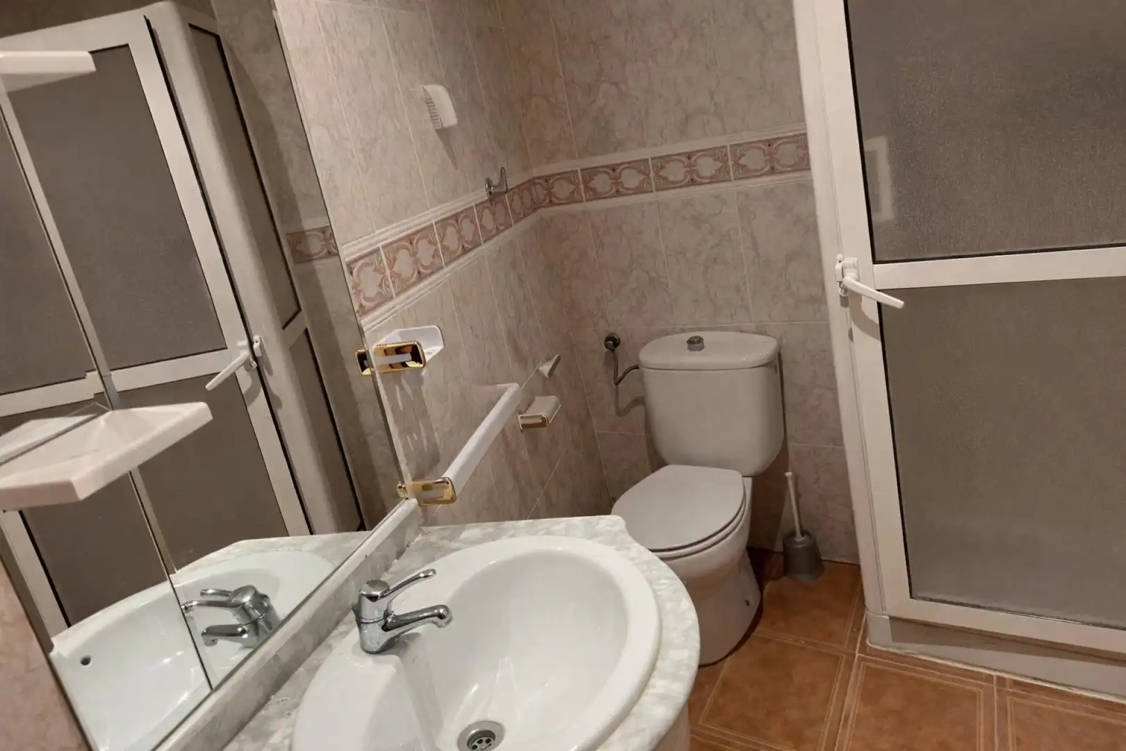 Bathroom of Detached homes for sale in Teresa de Cofrentes  with Heating, Terrace and Balcony