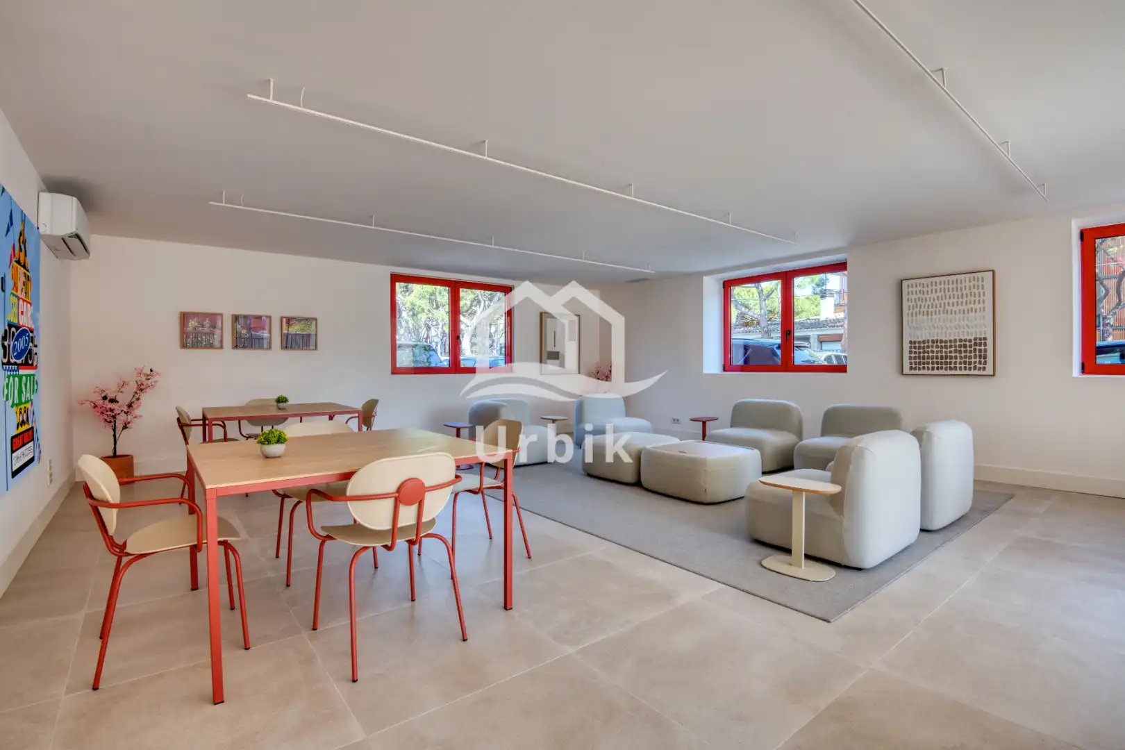 Sala de estar de Piso en venta en Castell d'Aro, Platja d'Aro i s'Agaró con Aire acondicionado, Jardín privado y Terraza