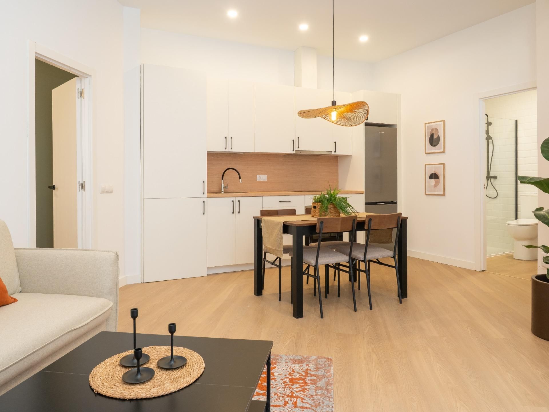 Kitchen of Apartment for sale in Málaga Capital  with Storage room and Furnished