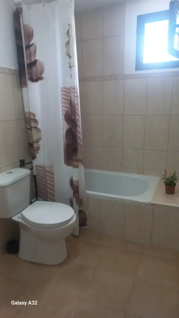 Bathroom of Flat for sale in Tesejerague