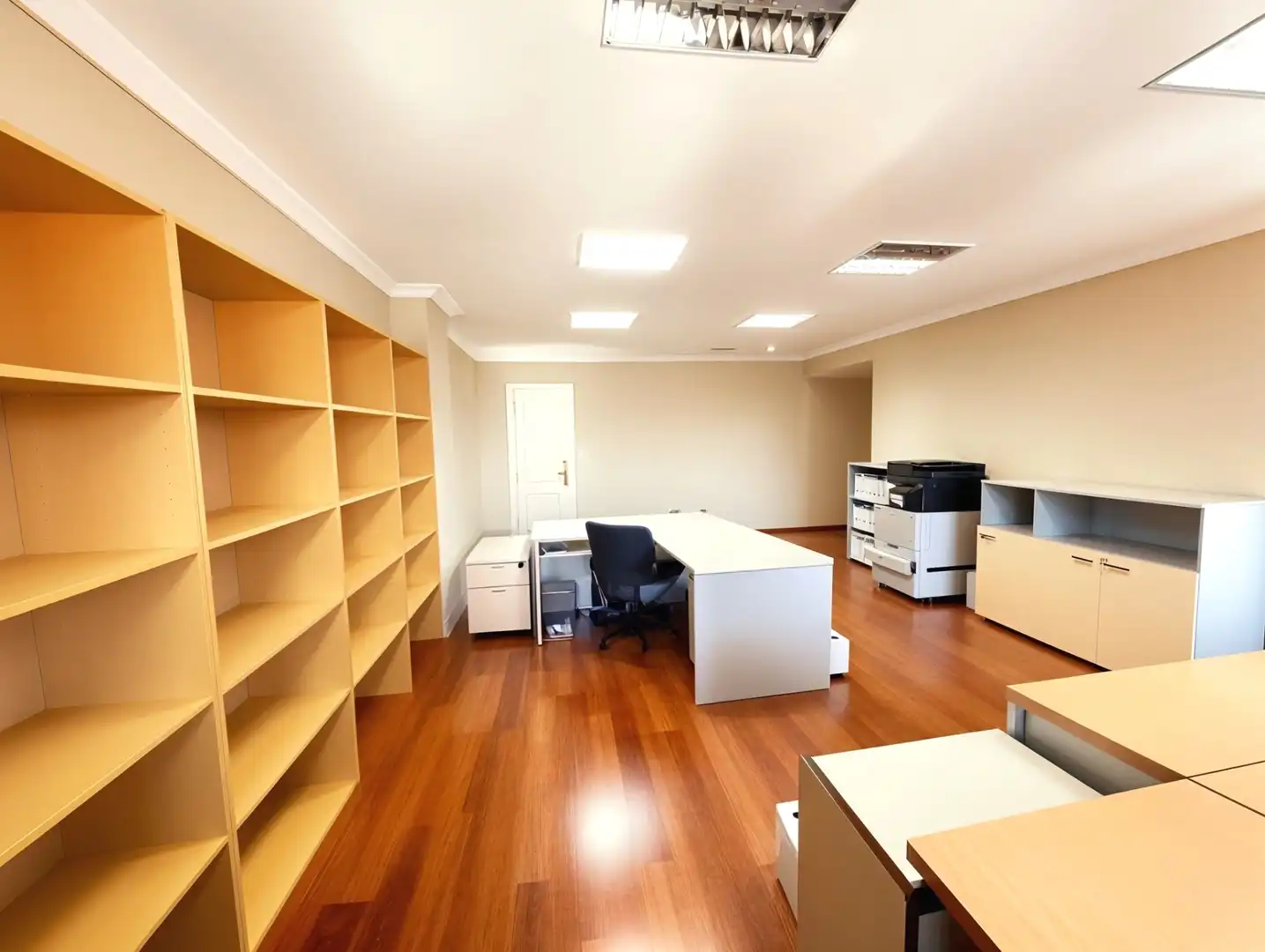 Flat for sale in Guadalajara  with Air Conditioner and Heating