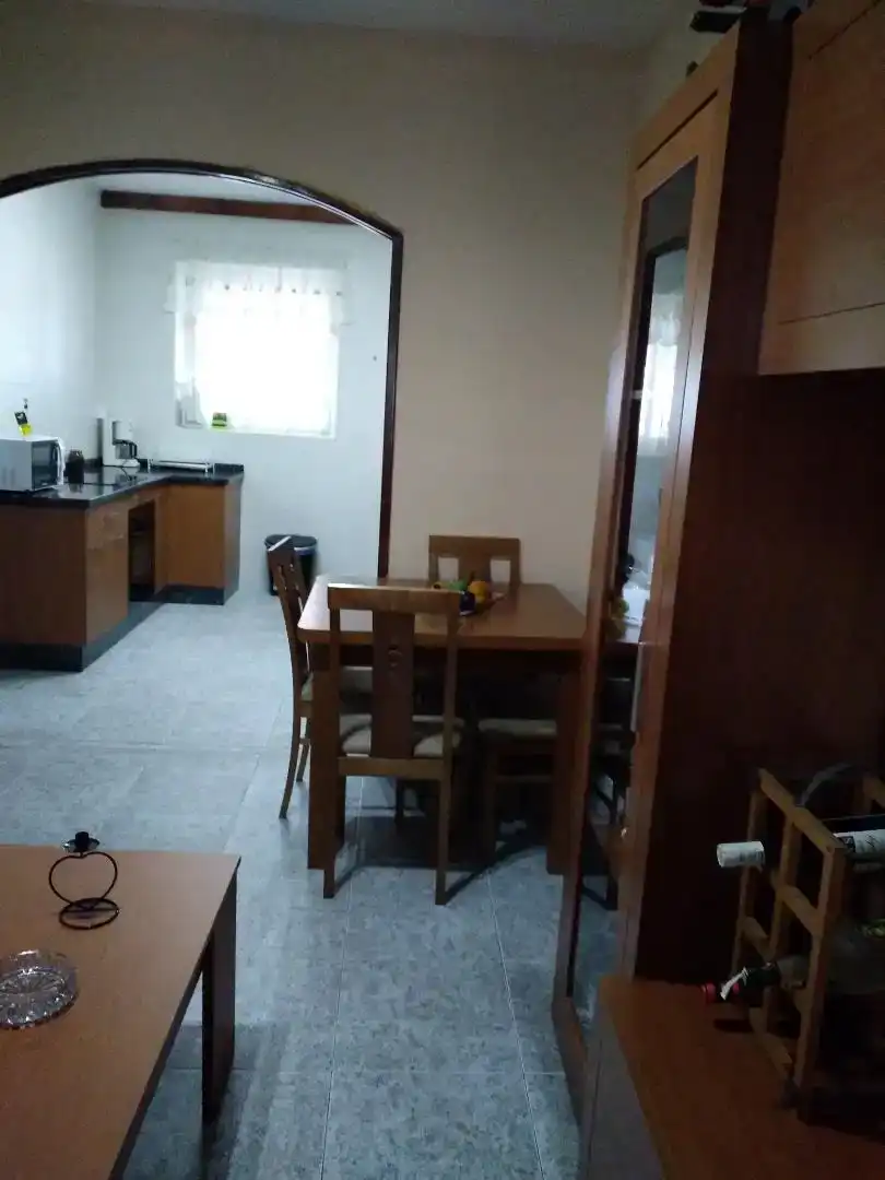 Menjador de Casa o xalet en venda en Villagatón amb Jardí privat, Traster i Moblat
