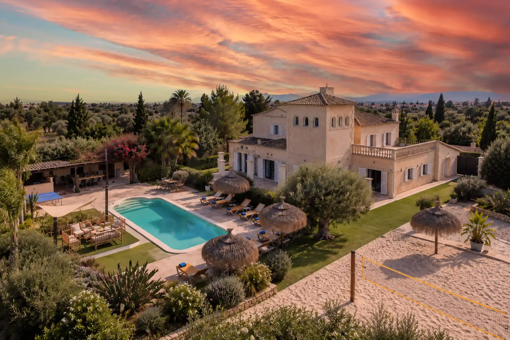 Casa amb piscina en venda a S'Arenal